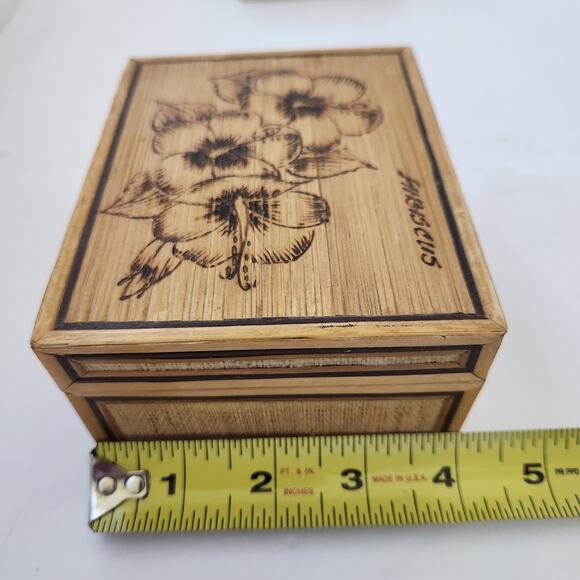 Vintage split wood/rattan set of 3 nesting boxes. - Picture 5 of 7